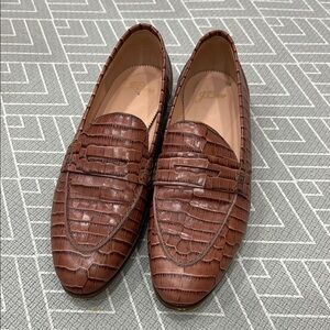 *LIKE NEW* J. Crew Brown Leather Loafers Slip-On Classic
